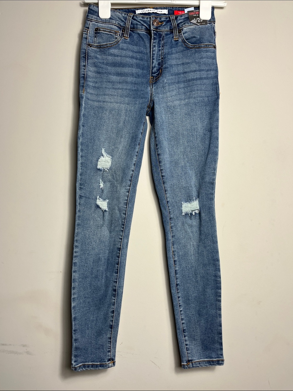 Celebrity Pink Skinny Jeans in Blue size 1